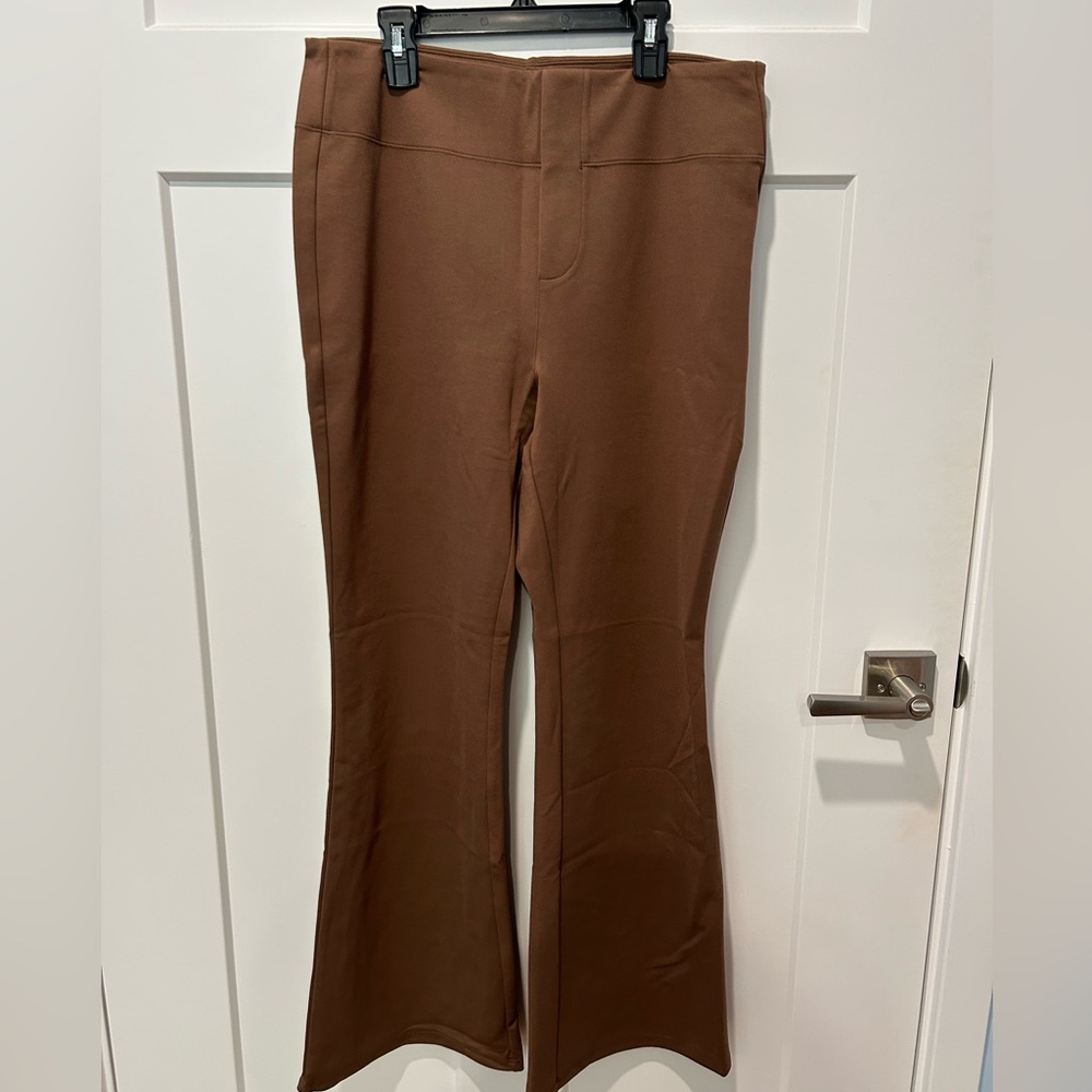 HALARA Size petite Large Brown Flared Pants